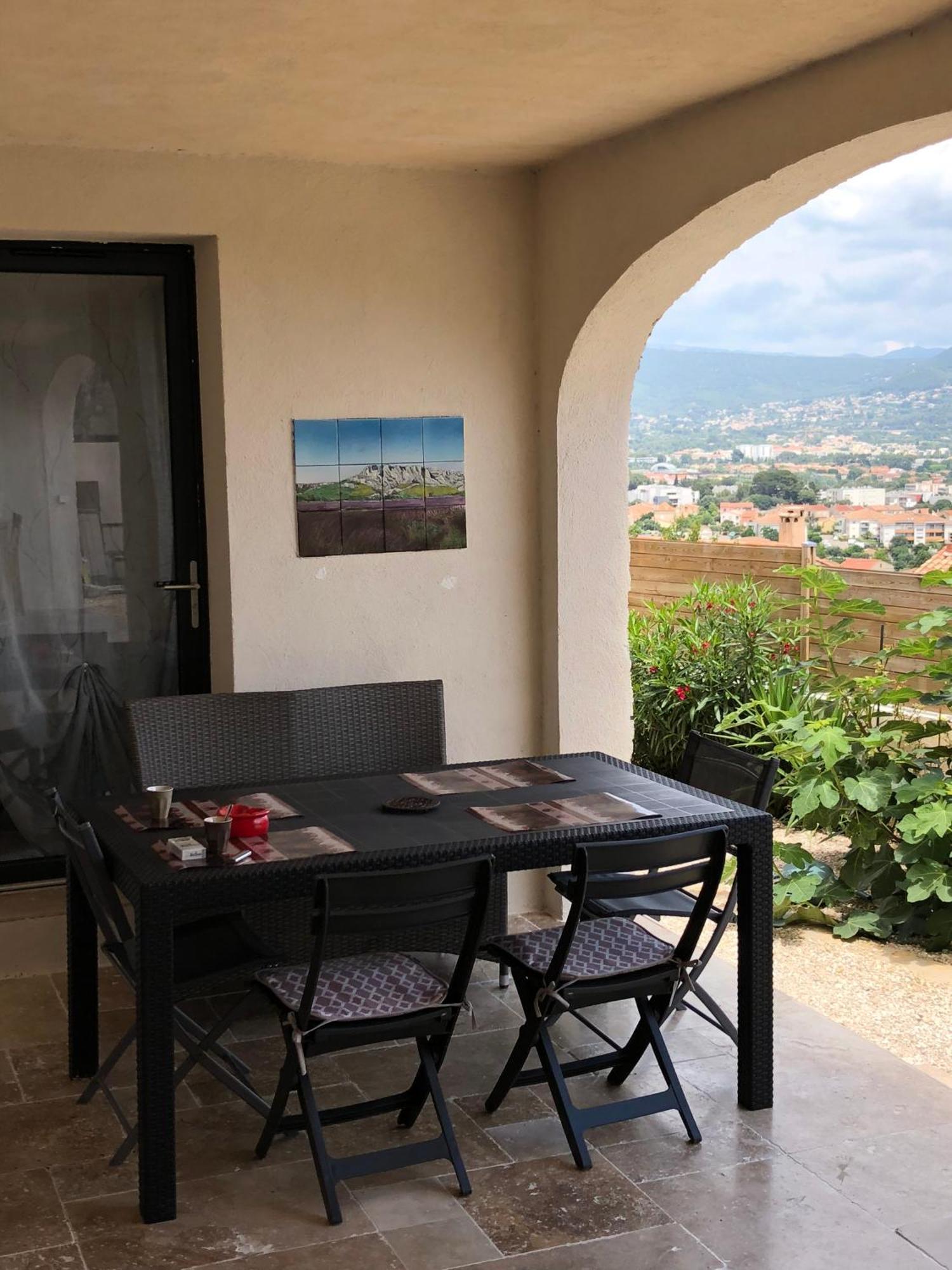 Rez-de-villa Soleil Levant La Ciotat Esterno foto